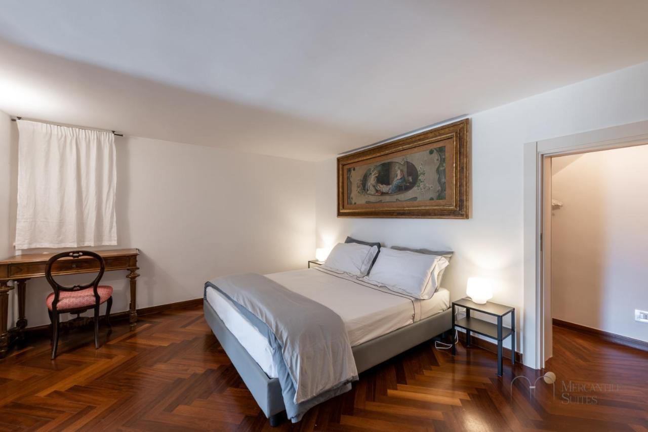 Mercantile Suites - Bari Vecchia Luaran gambar