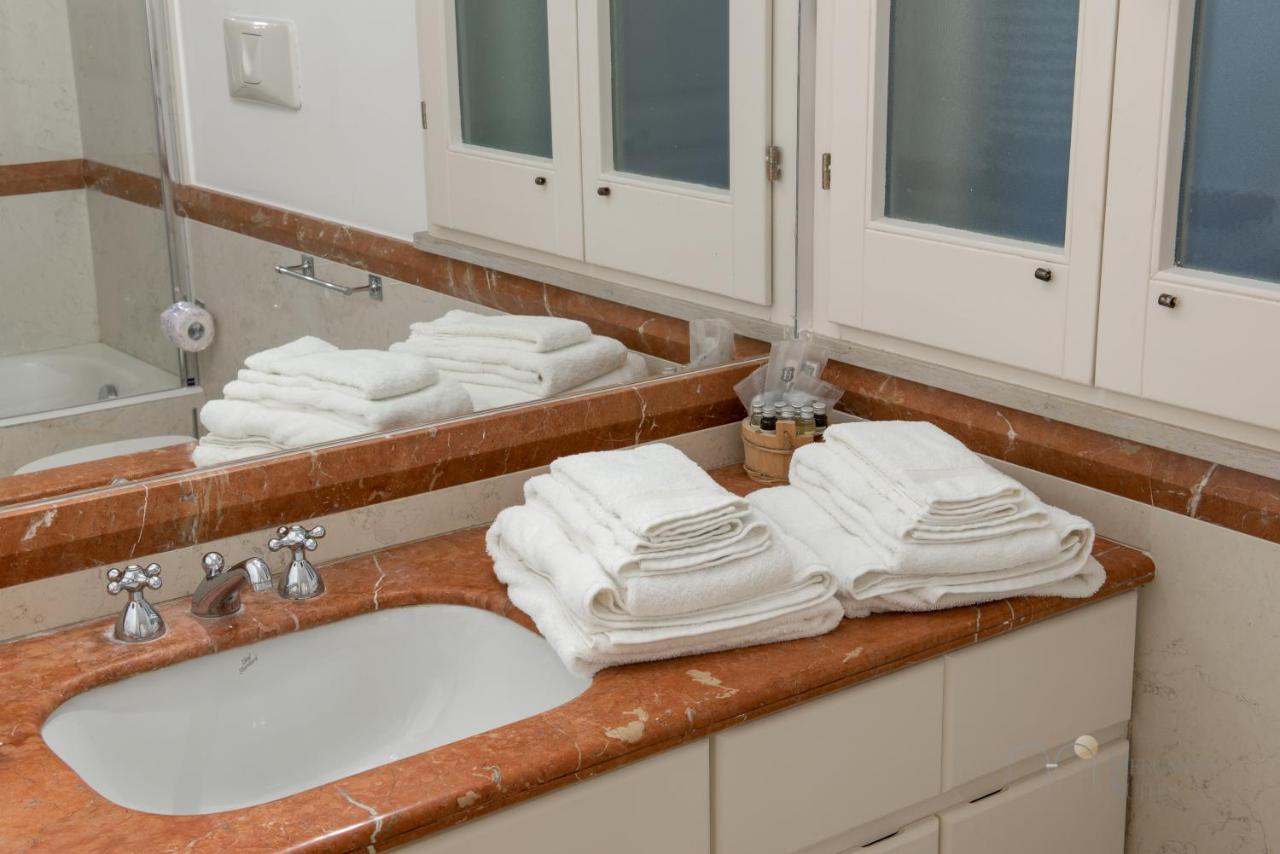 Mercantile Suites - Bari Vecchia Luaran gambar