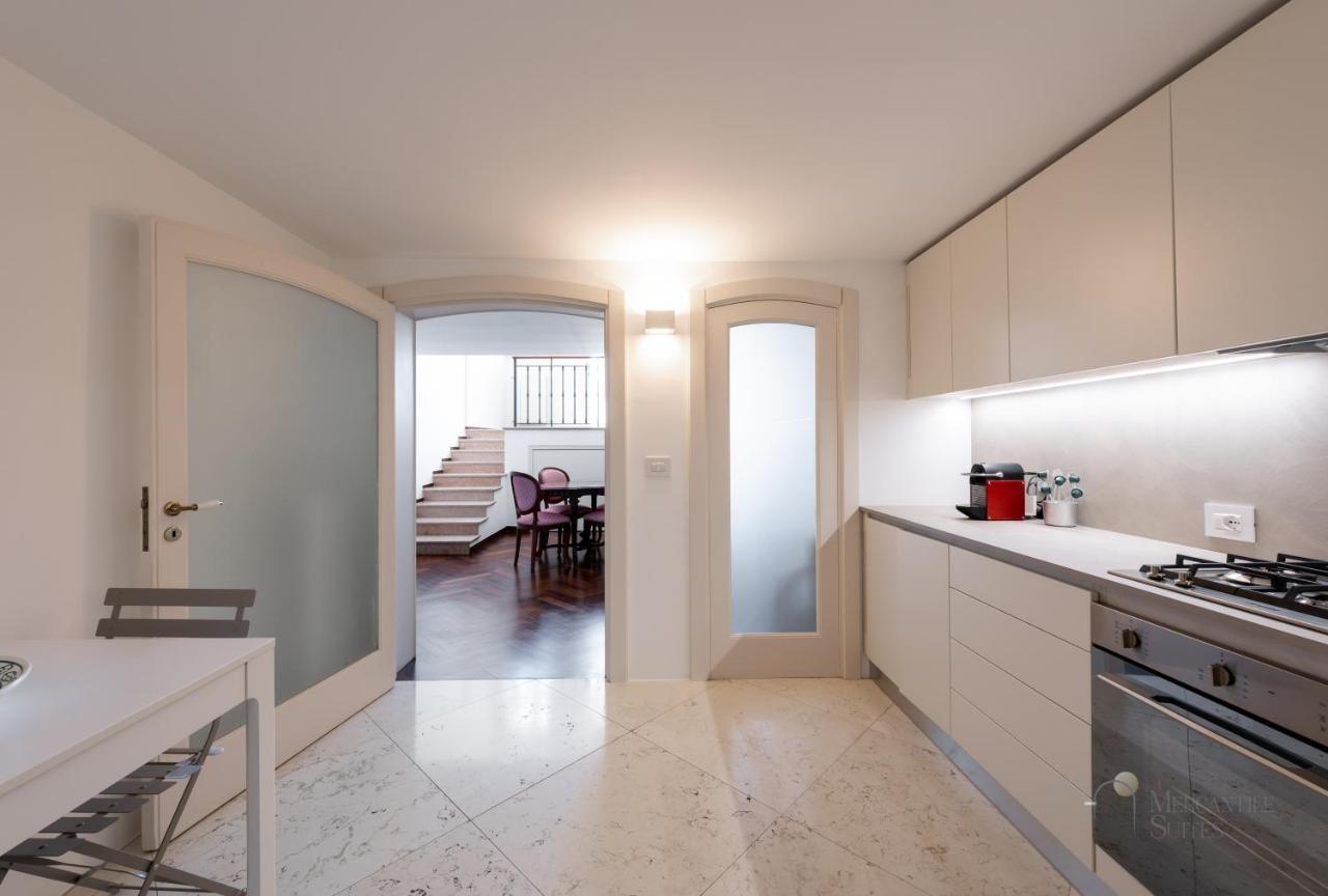 Mercantile Suites - Bari Vecchia Luaran gambar